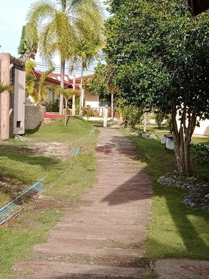 Bonita Oasis Beach Resort Moalboal Exterior foto